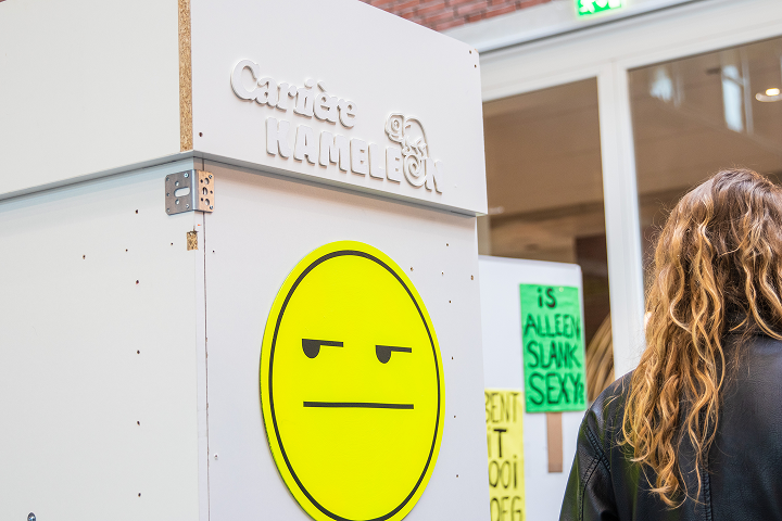 Bezoeker bij de Carrière Kameleon